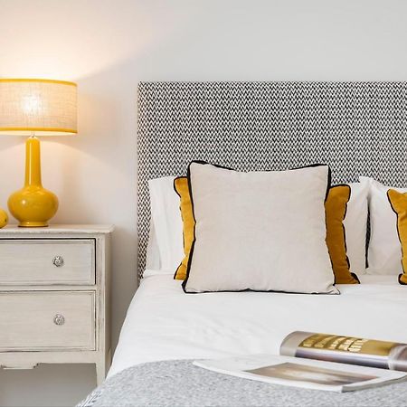 Magno Apartments Ruisenor Sevilla Eksteriør billede