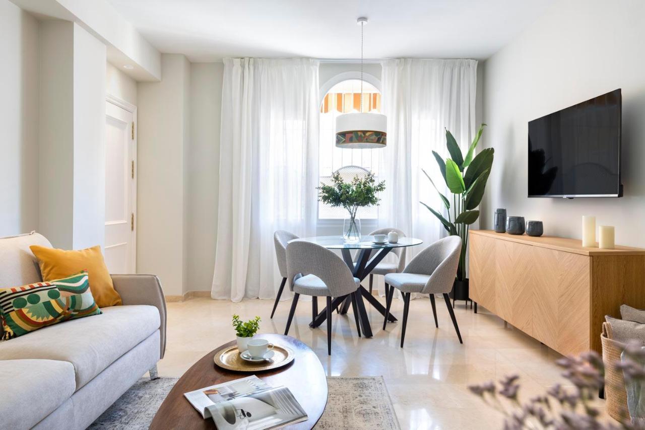 Magno Apartments Ruisenor Sevilla Eksteriør billede